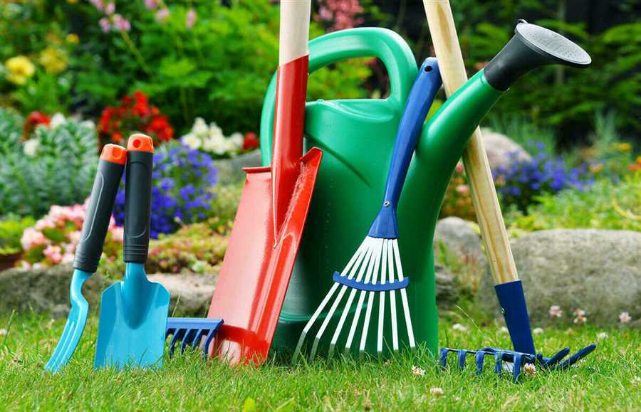 Сад в твоих руках: как использовать садовые инструменты правильно и без травм ?️